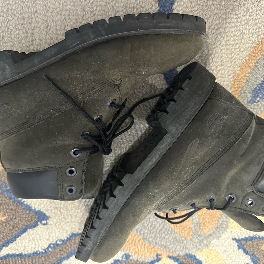 Timberland Men's Boots in Olive Green